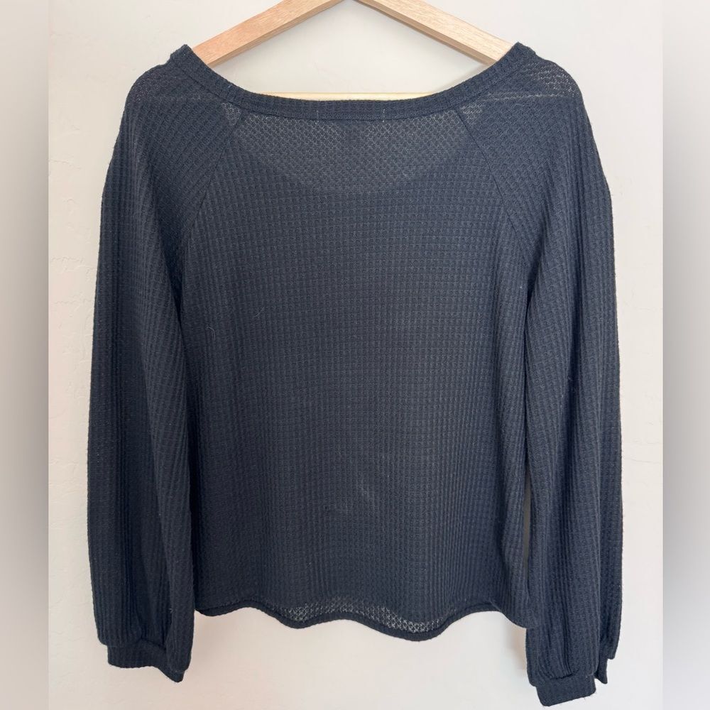 Passport Women's Black Long Sleeve Top Size Medium